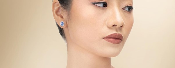 Mau Koleksi Anting Emas Terbaru? Yuk, Kenali 7 Jenisnya Dulu