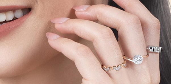 Tips Perfect Look dengan Styling Cincin Emas Model Terbaru