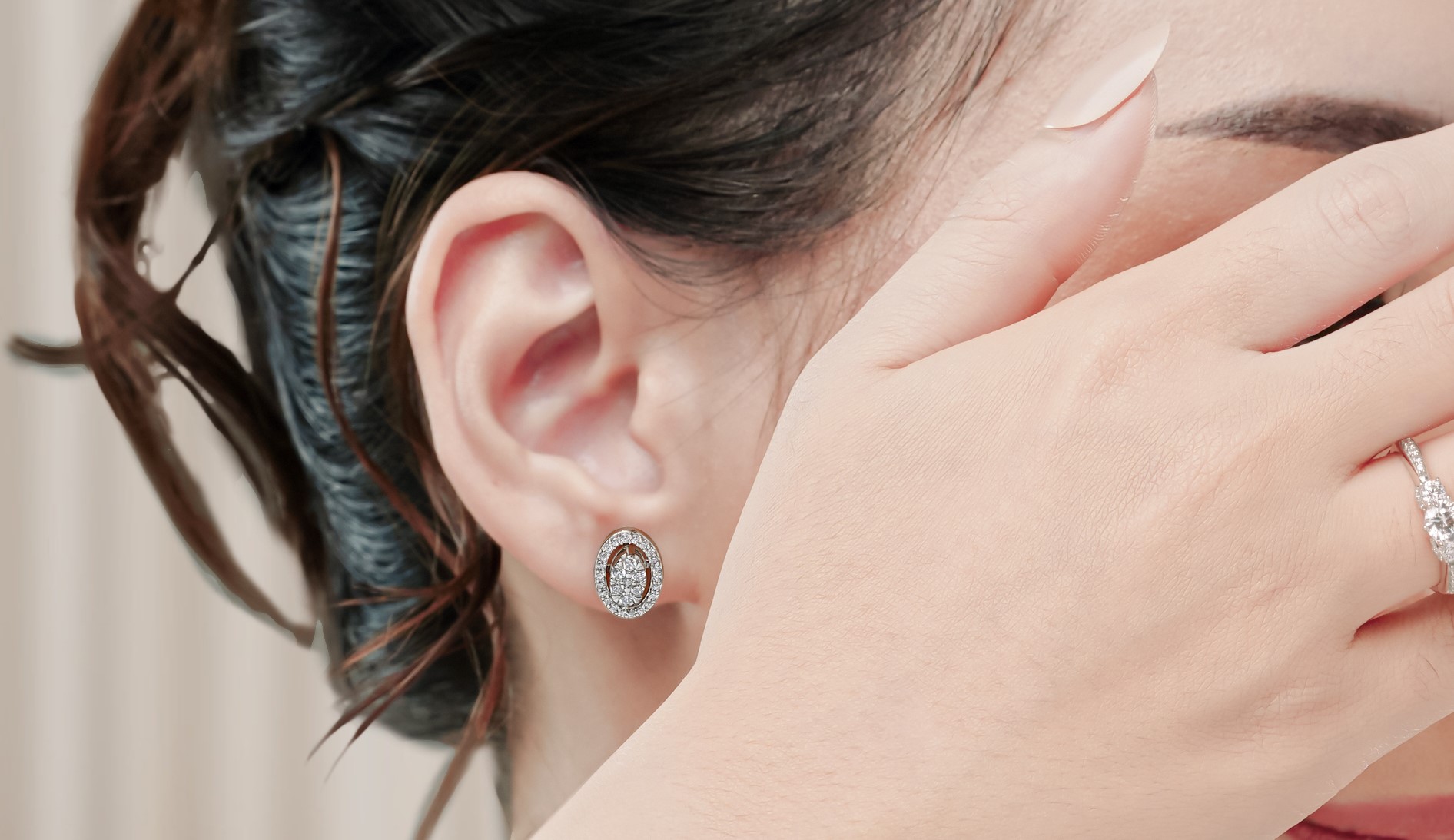 Model Anting Berlian Trendy yang Cocok untuk Para Young Mom