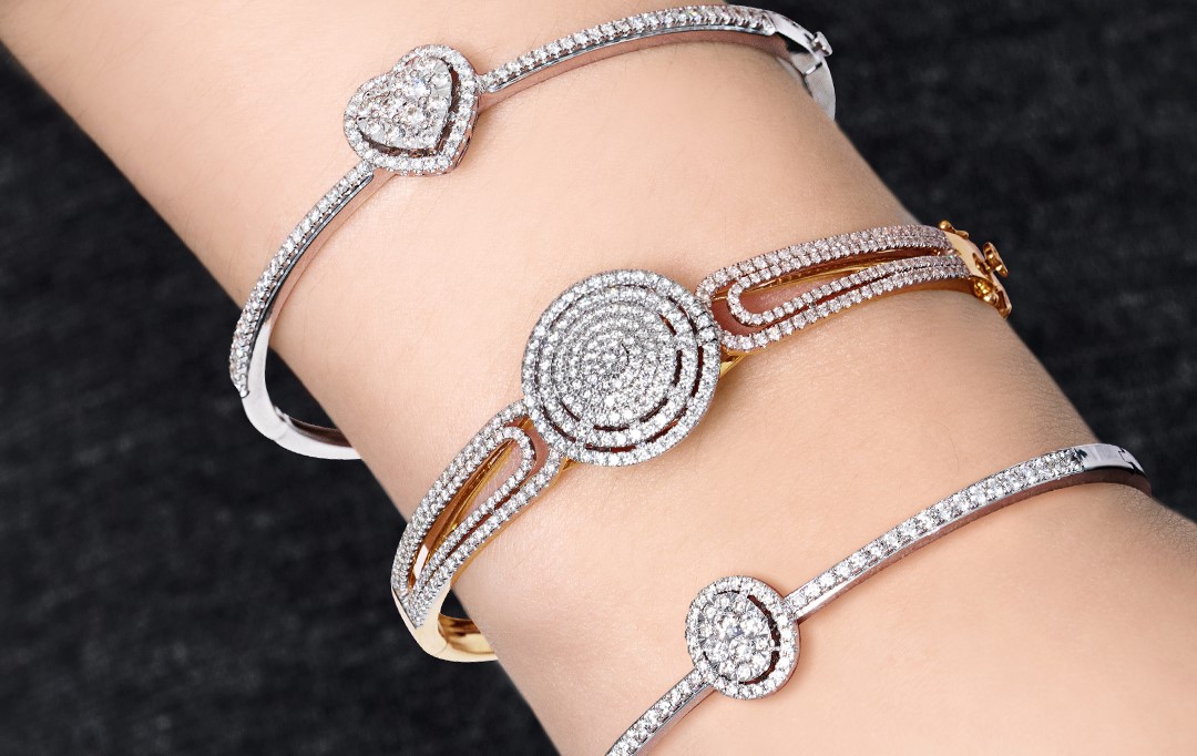 Cara yang Tepat Memakai Gelang Model Terbaru agar Makin Elegan