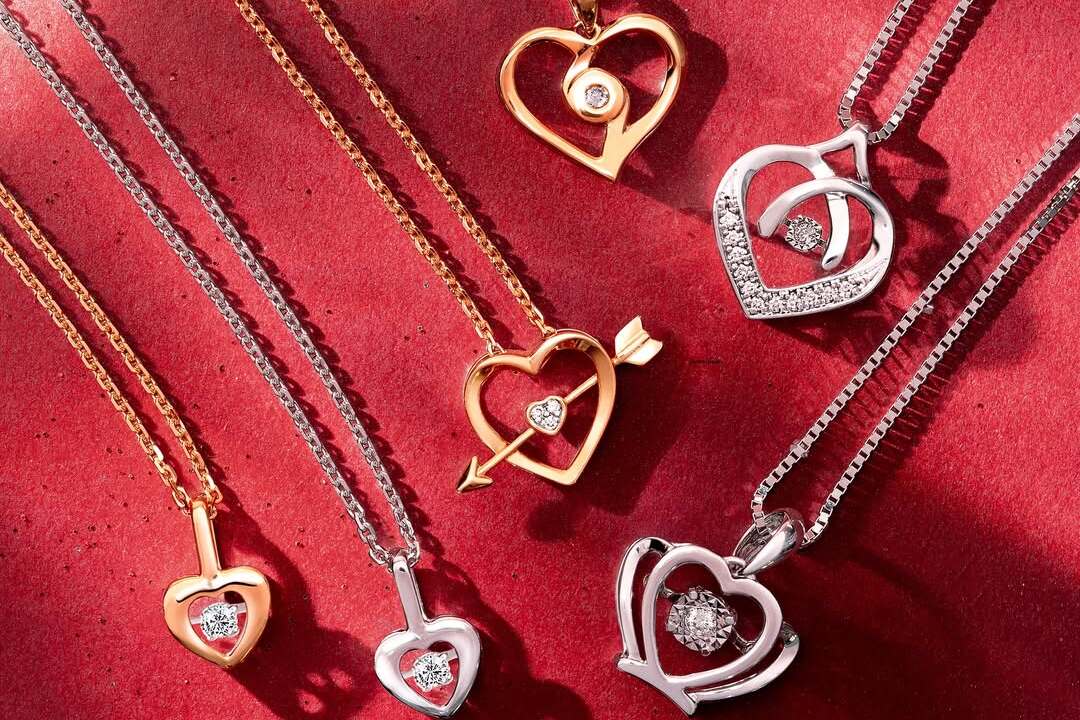 Tips Memilih Model Liontin Kalung Emas yang Cocok untuk Remaja