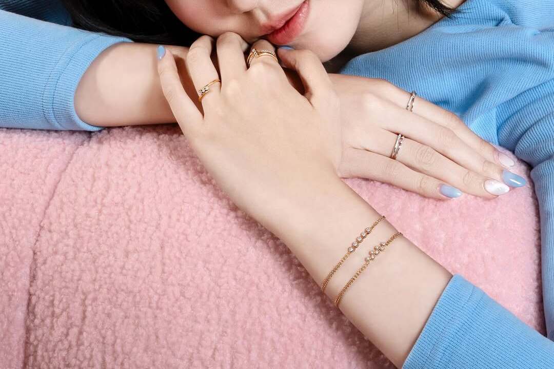 Gelang Korea yang Terinspirasi K-Style, Simple tapi Standout